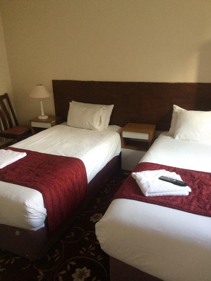 Harrow Bed & Breakfast Extérieur photo